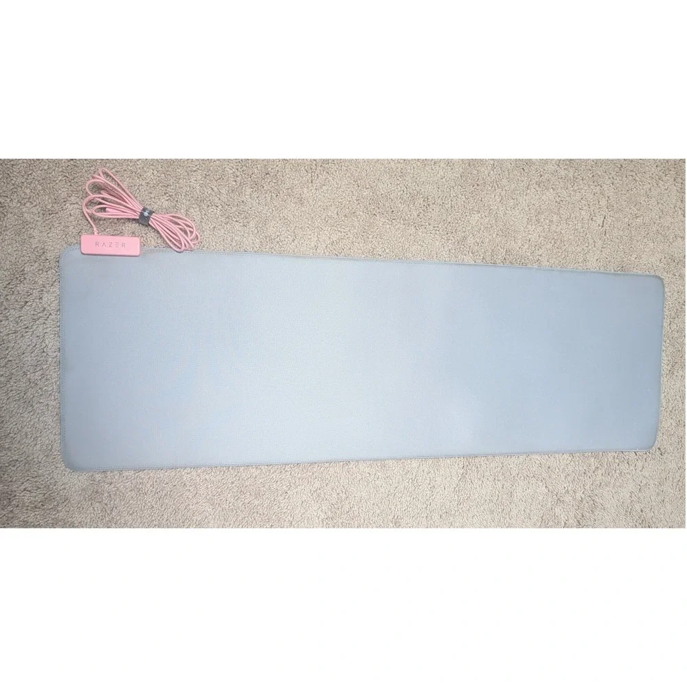 Razer Goliathus Extended Oversized Soft Chroma Gaming Mouse Pad - Quartz Pink
